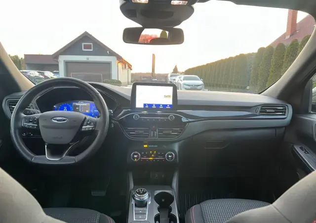 FORD Kuga 2.0 EcoBlue AWD ST-Line