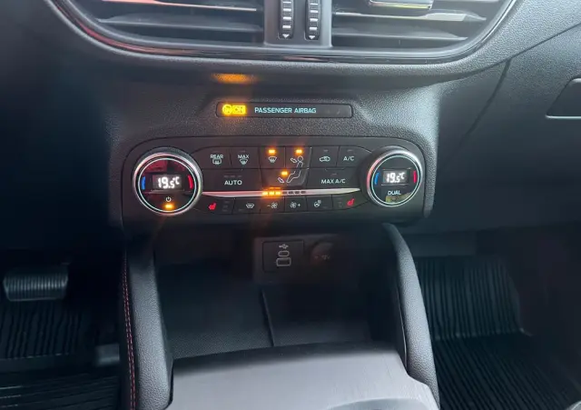 FORD Kuga 2.0 EcoBlue AWD ST-Line