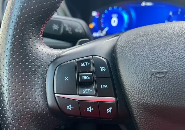 FORD Kuga 2.0 EcoBlue AWD ST-Line