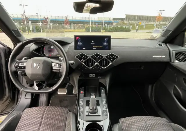 DS AUTOMOBILES DS 3 Crossback 1.2 PureTech Performance Line +