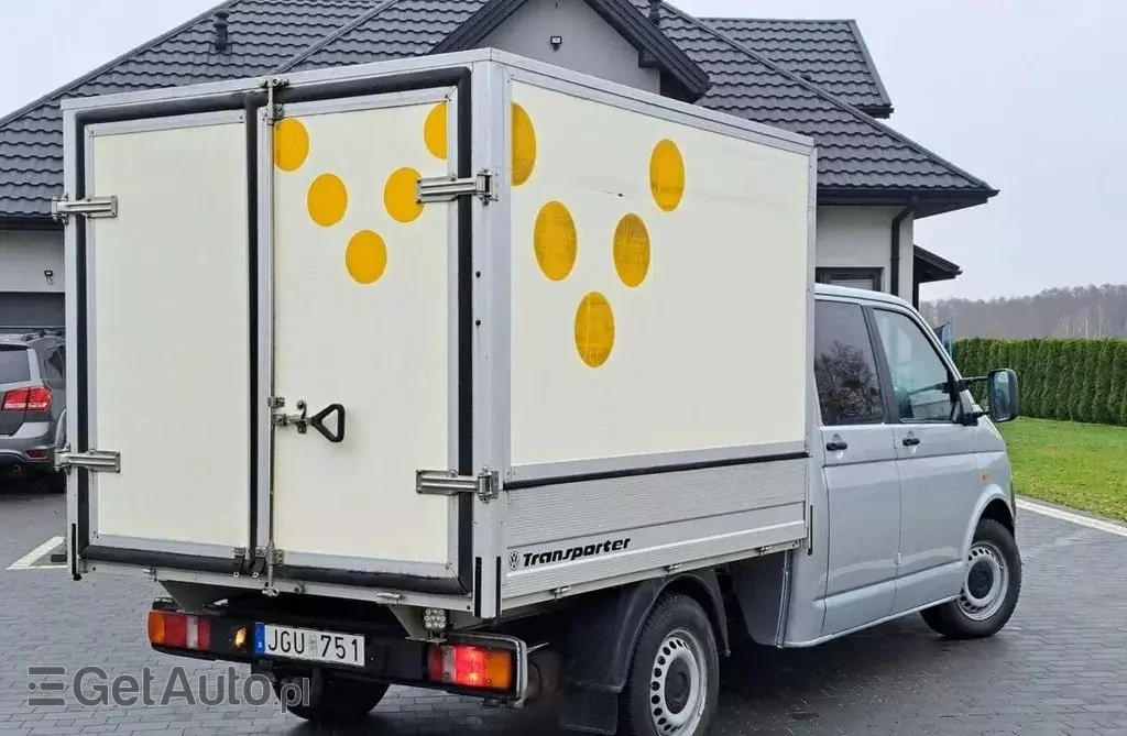 VOLKSWAGEN TRANSPORTER 