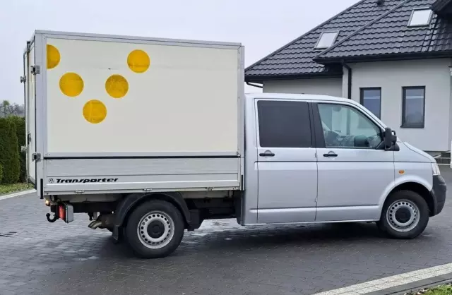 VOLKSWAGEN TRANSPORTER 