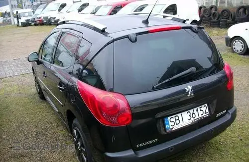 PEUGEOT 207 