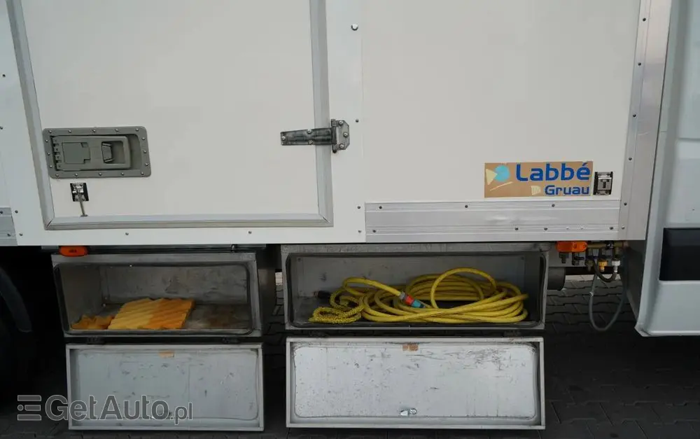 VOLKSWAGEN CRAFTER / KONTENER / 2017 ROK / BLIŹNIAK / 3 MIEJSCA / SPROWADZONY / PO KONTRAKCIE SERWISOWYM 