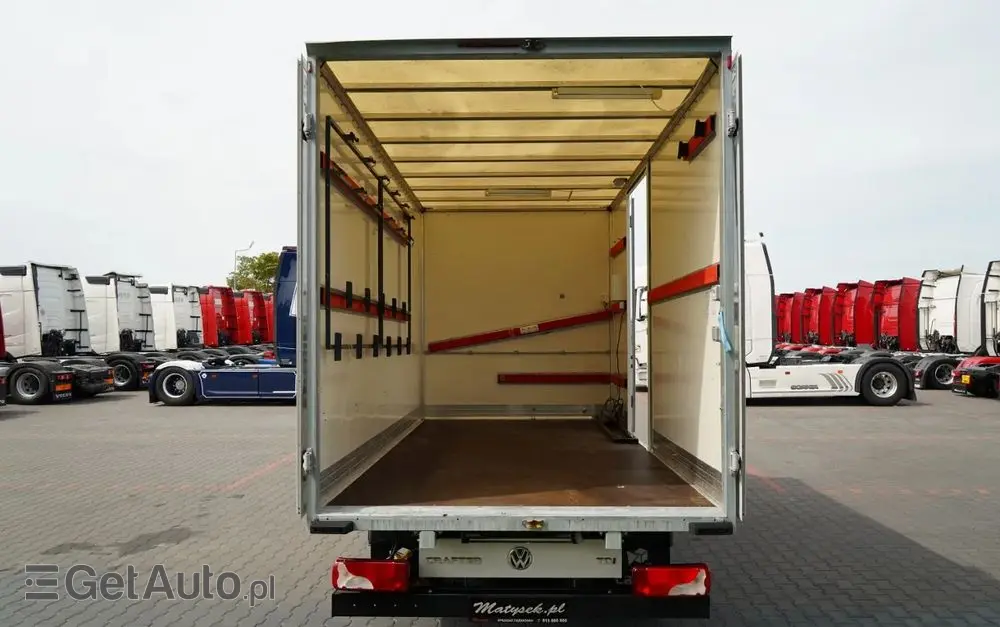 VOLKSWAGEN CRAFTER / KONTENER / 2017 ROK / BLIŹNIAK / 3 MIEJSCA / SPROWADZONY / PO KONTRAKCIE SERWISOWYM 