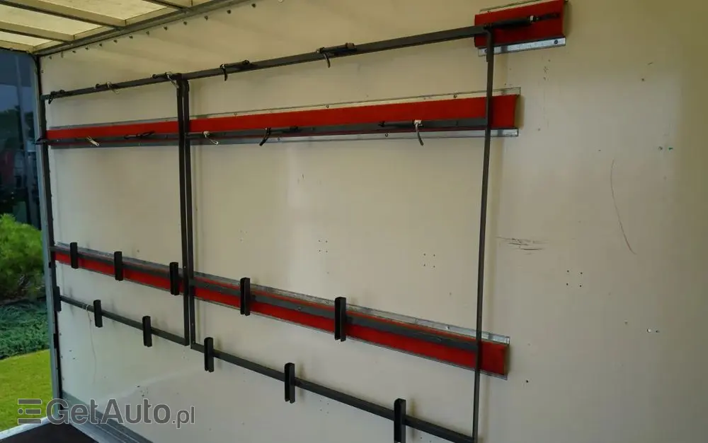 VOLKSWAGEN CRAFTER / KONTENER / 2017 ROK / BLIŹNIAK / 3 MIEJSCA / SPROWADZONY / PO KONTRAKCIE SERWISOWYM 