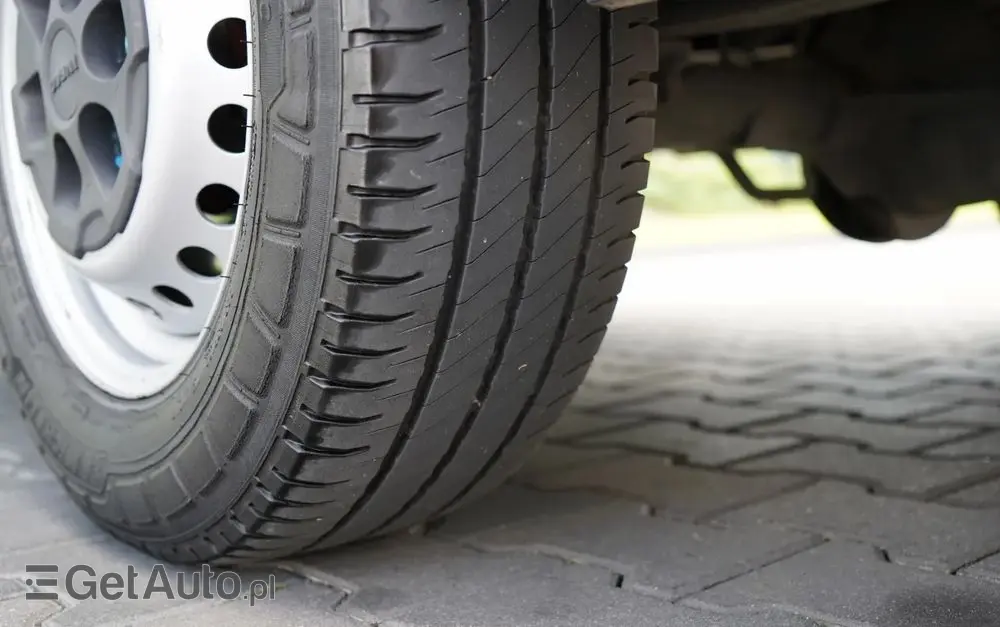 IVECO DAILY 35-140 /  BLASZAK / MOBILNY WARSZTAT / PRZETWORNICA /  SPROWADZONY / PO KONTRAKCIE SERWISOWYM 