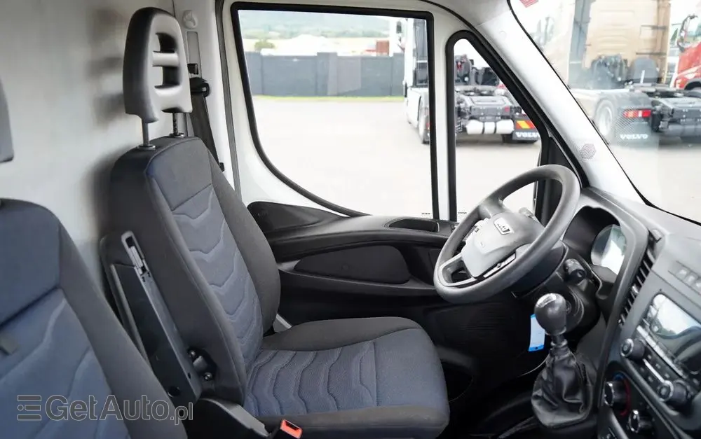 IVECO DAILY 35-140 /  BLASZAK / MOBILNY WARSZTAT / PRZETWORNICA /  SPROWADZONY / PO KONTRAKCIE SERWISOWYM 
