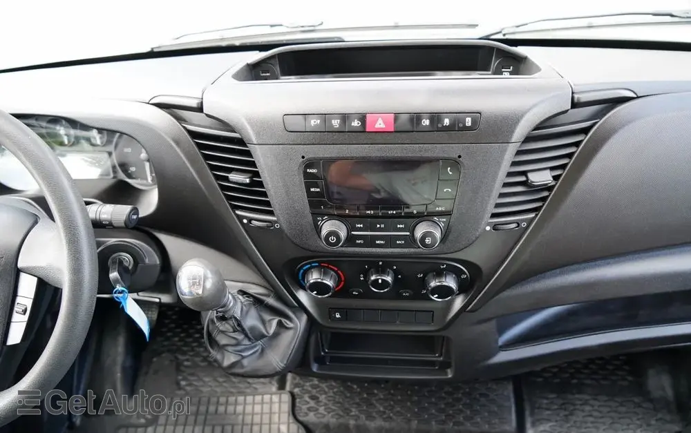 IVECO DAILY 35-140 /  BLASZAK / MOBILNY WARSZTAT / PRZETWORNICA /  SPROWADZONY / PO KONTRAKCIE SERWISOWYM 