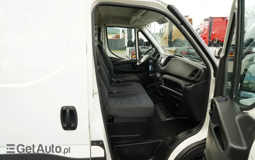 IVECO DAILY 35-140 /  BLASZAK / MOBILNY WARSZTAT / PRZETWORNICA /  SPROWADZONY / PO KONTRAKCIE SERWISOWYM 