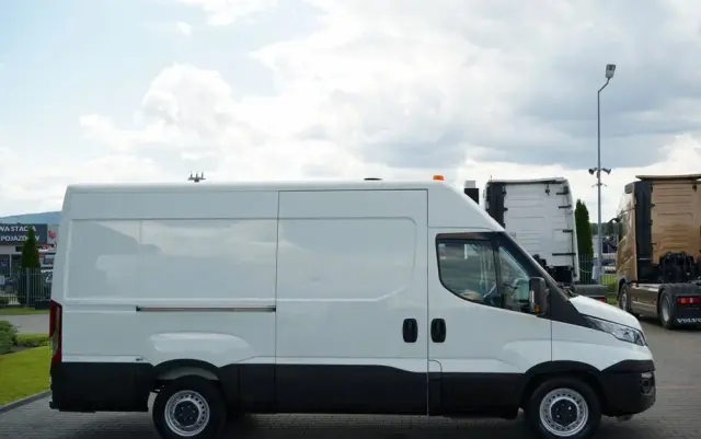 IVECO DAILY 35-140 /  BLASZAK / MOBILNY WARSZTAT / PRZETWORNICA /  SPROWADZONY / PO KONTRAKCIE SERWISOWYM 
