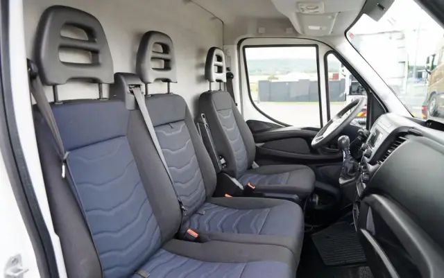 IVECO DAILY 35-140 /  BLASZAK / MOBILNY WARSZTAT / PRZETWORNICA /  SPROWADZONY / PO KONTRAKCIE SERWISOWYM 