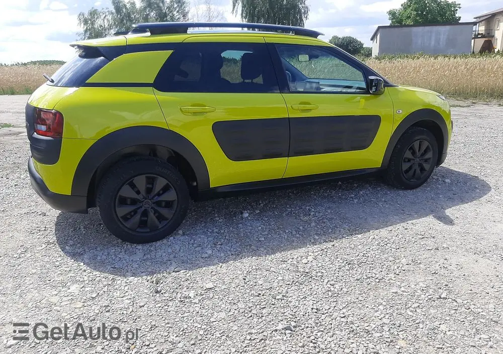 CITROËN C4 Cactus BlueHDi 100 Stop&Start Shine Edition