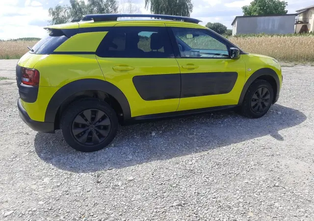 CITROËN C4 Cactus BlueHDi 100 Stop&Start Shine Edition