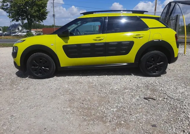 CITROËN C4 Cactus BlueHDi 100 Stop&Start Shine Edition