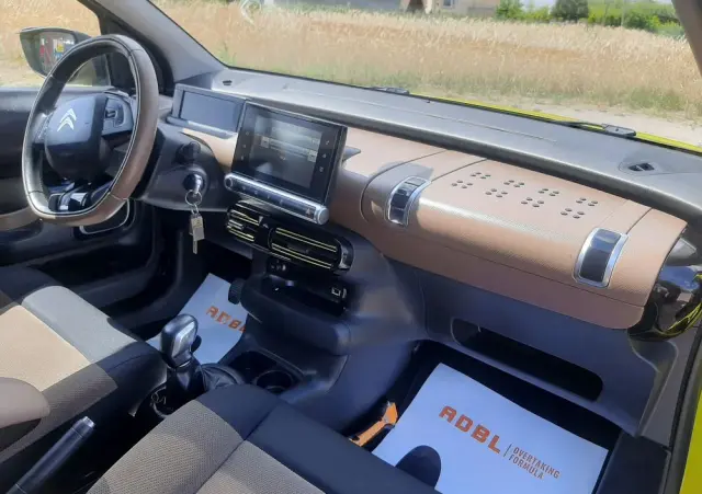 CITROËN C4 Cactus BlueHDi 100 Stop&Start Shine Edition