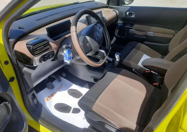 CITROËN C4 Cactus BlueHDi 100 Stop&Start Shine Edition