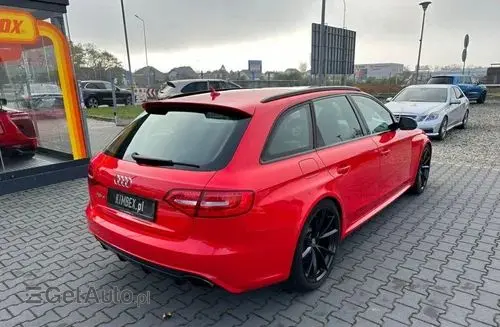 AUDI Rs4 