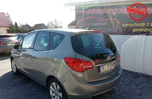 OPEL Meriva 
