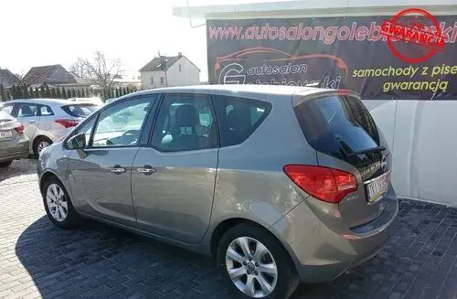OPEL Meriva 