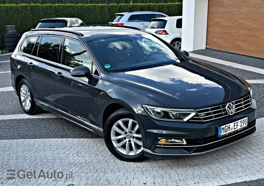 VOLKSWAGEN Passat Variant 1.6 TDI (BlueMotion Technology) Comfortline