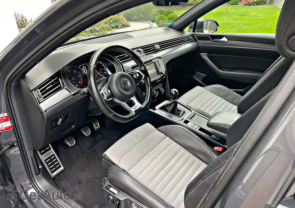 VOLKSWAGEN Passat Variant 1.6 TDI (BlueMotion Technology) Comfortline