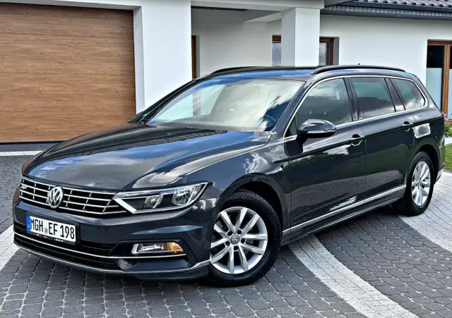 VOLKSWAGEN Passat Variant 1.6 TDI (BlueMotion Technology) Comfortline