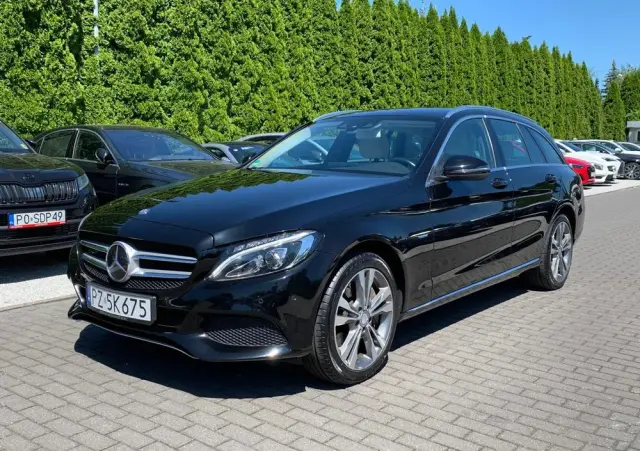 MERCEDES-BENZ Klasa C Ver-350-e-t-7g--tronic-avantgarde