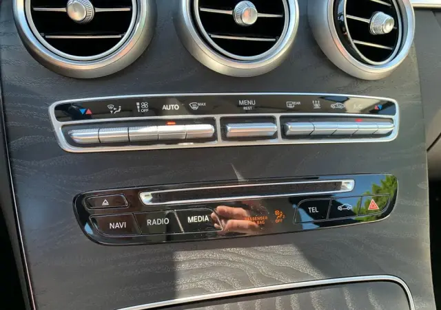 MERCEDES-BENZ Klasa C Ver-350-e-t-7g--tronic-avantgarde