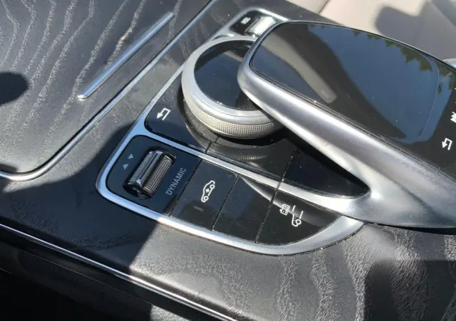 MERCEDES-BENZ Klasa C Ver-350-e-t-7g--tronic-avantgarde