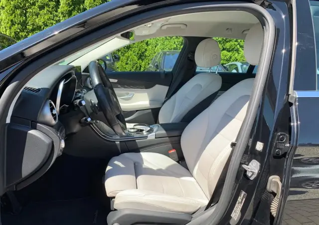 MERCEDES-BENZ Klasa C Ver-350-e-t-7g--tronic-avantgarde