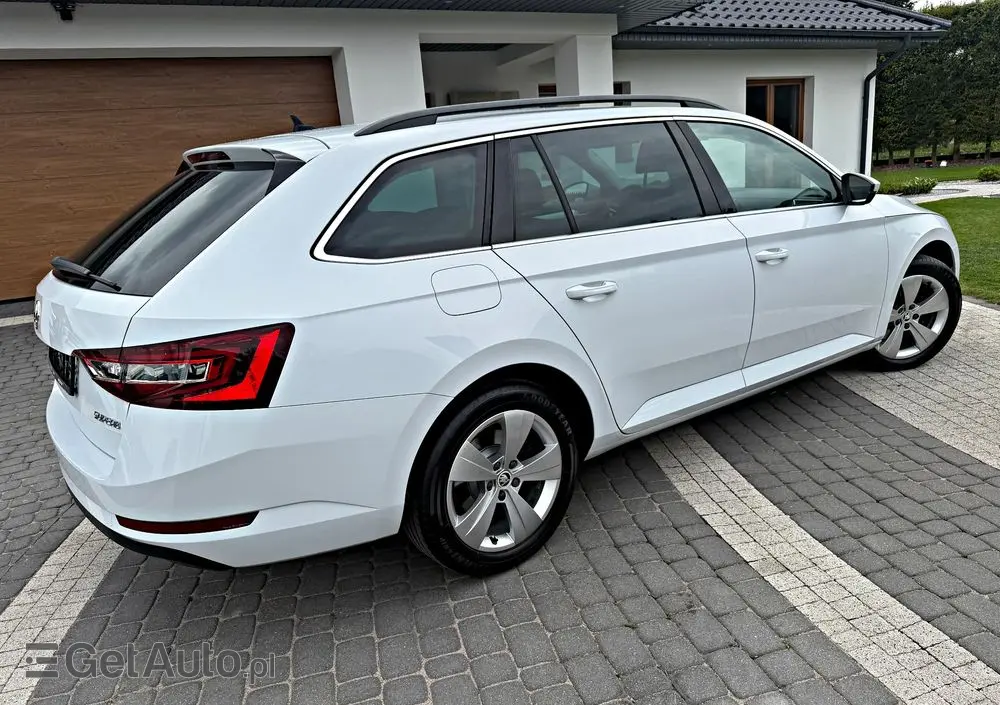 SKODA Superb 2.0 TDI DSG Style
