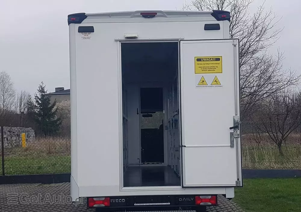 IVECO DAILY KONTENER NISKOPODŁOGOWY 4,43x2,23x2,42 SKLEP BAR FOODTRUCK KAMPER KLIMA 
