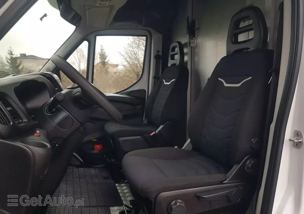 IVECO DAILY KONTENER NISKOPODŁOGOWY 4,43x2,23x2,42 SKLEP BAR FOODTRUCK KAMPER KLIMA 