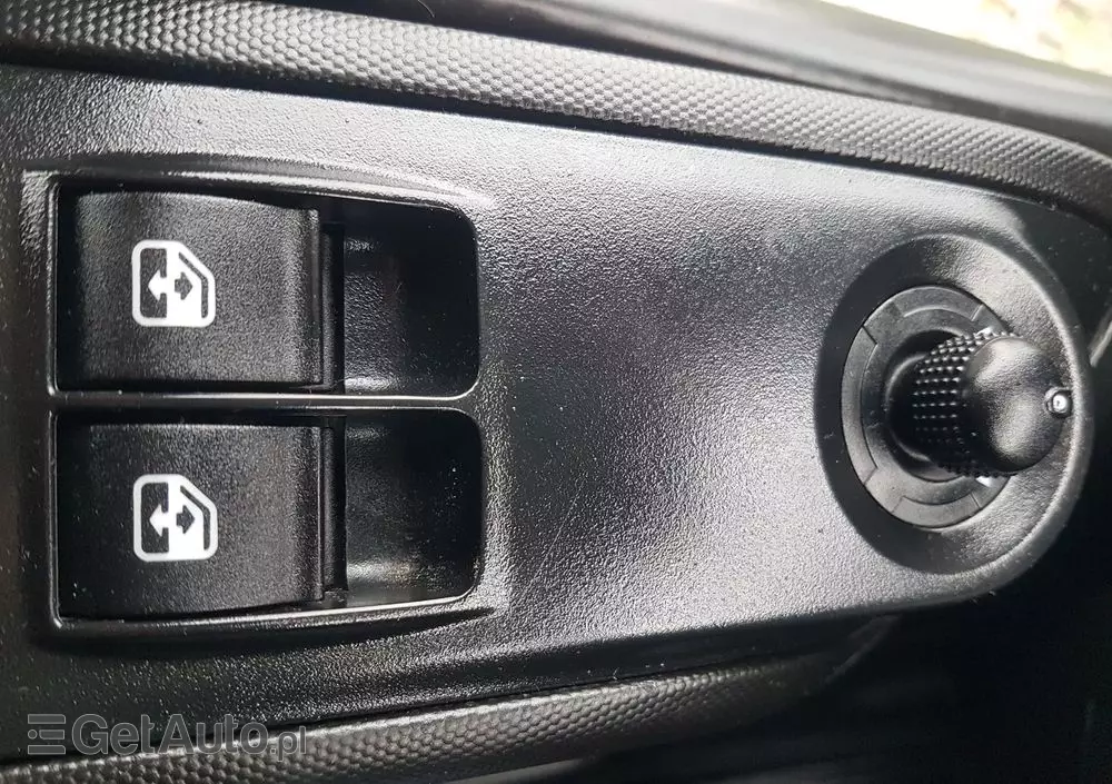 IVECO DAILY KONTENER NISKOPODŁOGOWY 4,43x2,23x2,42 SKLEP BAR FOODTRUCK KAMPER KLIMA 