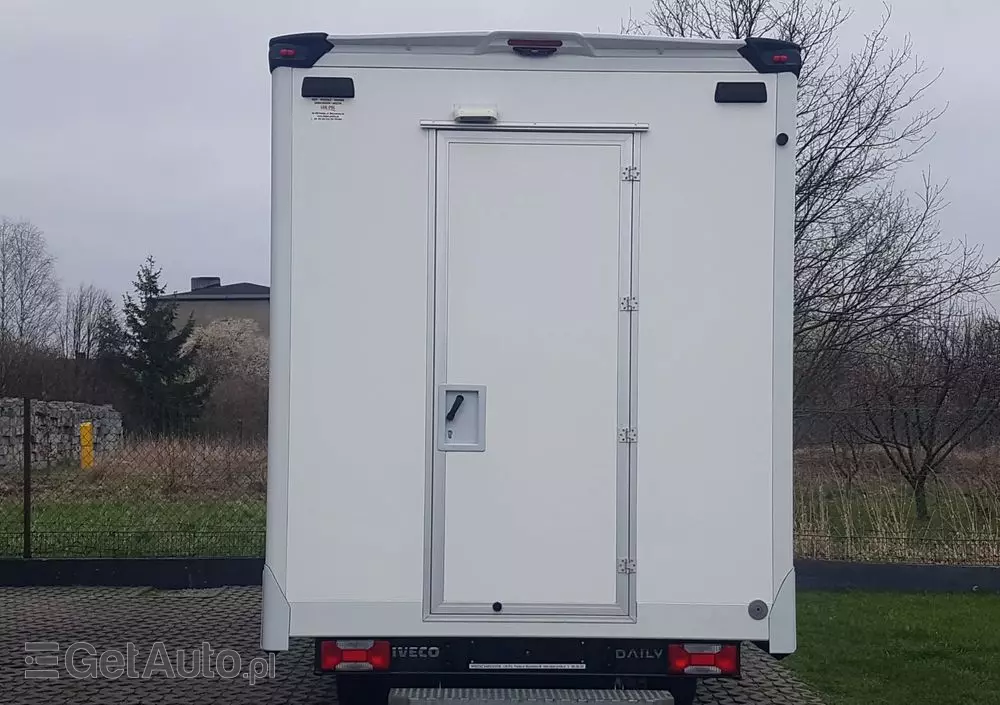 IVECO DAILY KONTENER NISKOPODŁOGOWY 4,43x2,23x2,42 SKLEP BAR FOODTRUCK KAMPER KLIMA 