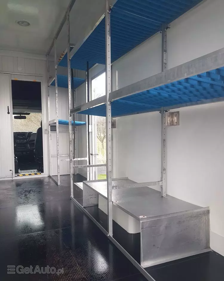 IVECO DAILY KONTENER NISKOPODŁOGOWY 4,43x2,23x2,42 SKLEP BAR FOODTRUCK KAMPER KLIMA 