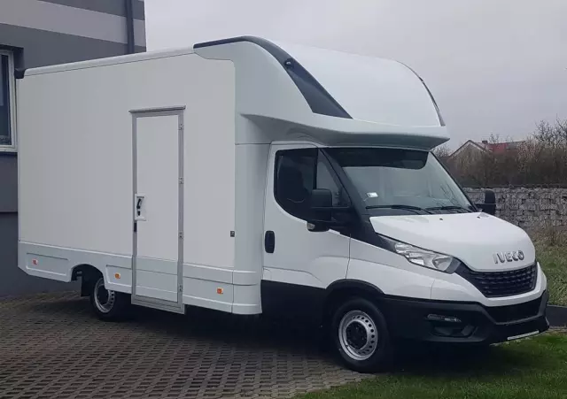 IVECO DAILY KONTENER NISKOPODŁOGOWY 4,43x2,23x2,42 SKLEP BAR FOODTRUCK KAMPER KLIMA 