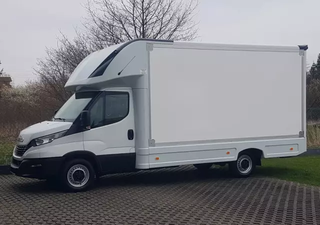 IVECO DAILY KONTENER NISKOPODŁOGOWY 4,43x2,23x2,42 SKLEP BAR FOODTRUCK KAMPER KLIMA 