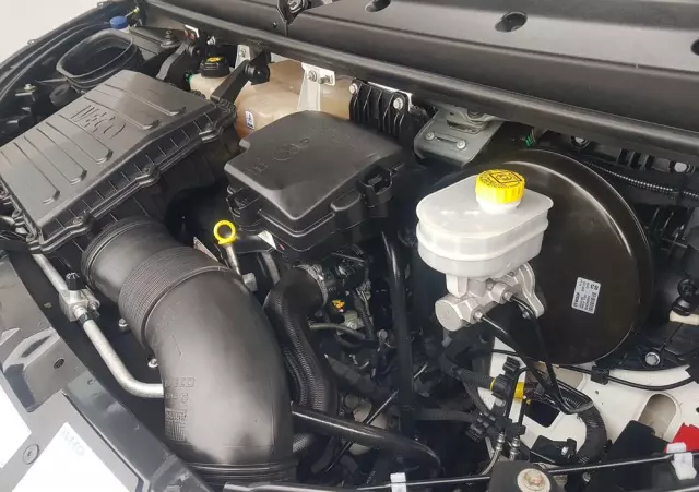 IVECO DAILY KONTENER NISKOPODŁOGOWY 4,43x2,23x2,42 SKLEP BAR FOODTRUCK KAMPER KLIMA 