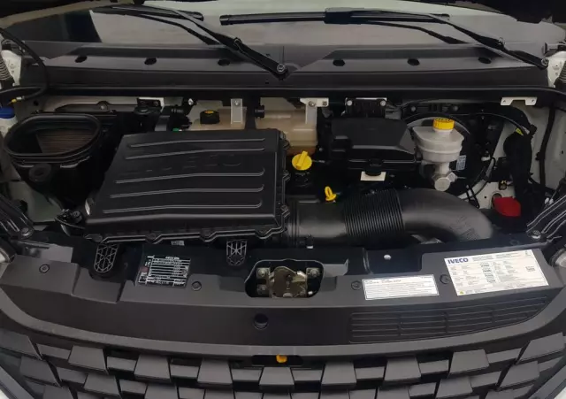 IVECO DAILY KONTENER NISKOPODŁOGOWY 4,43x2,23x2,42 SKLEP BAR FOODTRUCK KAMPER KLIMA 