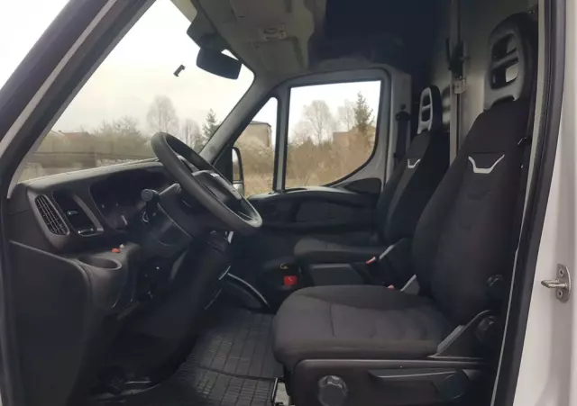 IVECO DAILY KONTENER NISKOPODŁOGOWY 4,43x2,23x2,42 SKLEP BAR FOODTRUCK KAMPER KLIMA 