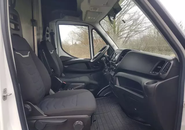 IVECO DAILY KONTENER NISKOPODŁOGOWY 4,43x2,23x2,42 SKLEP BAR FOODTRUCK KAMPER KLIMA 