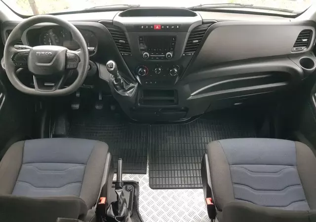 IVECO DAILY KONTENER NISKOPODŁOGOWY 4,43x2,23x2,42 SKLEP BAR FOODTRUCK KAMPER KLIMA 