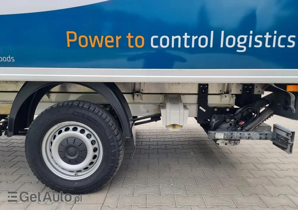 VOLKSWAGEN Crafter 