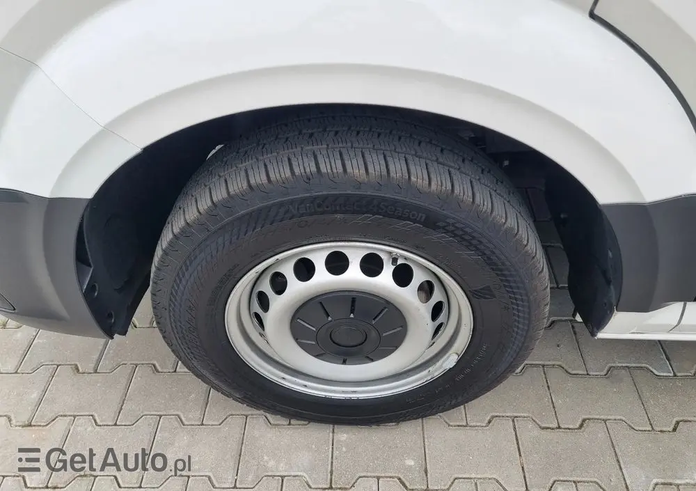 VOLKSWAGEN Crafter 
