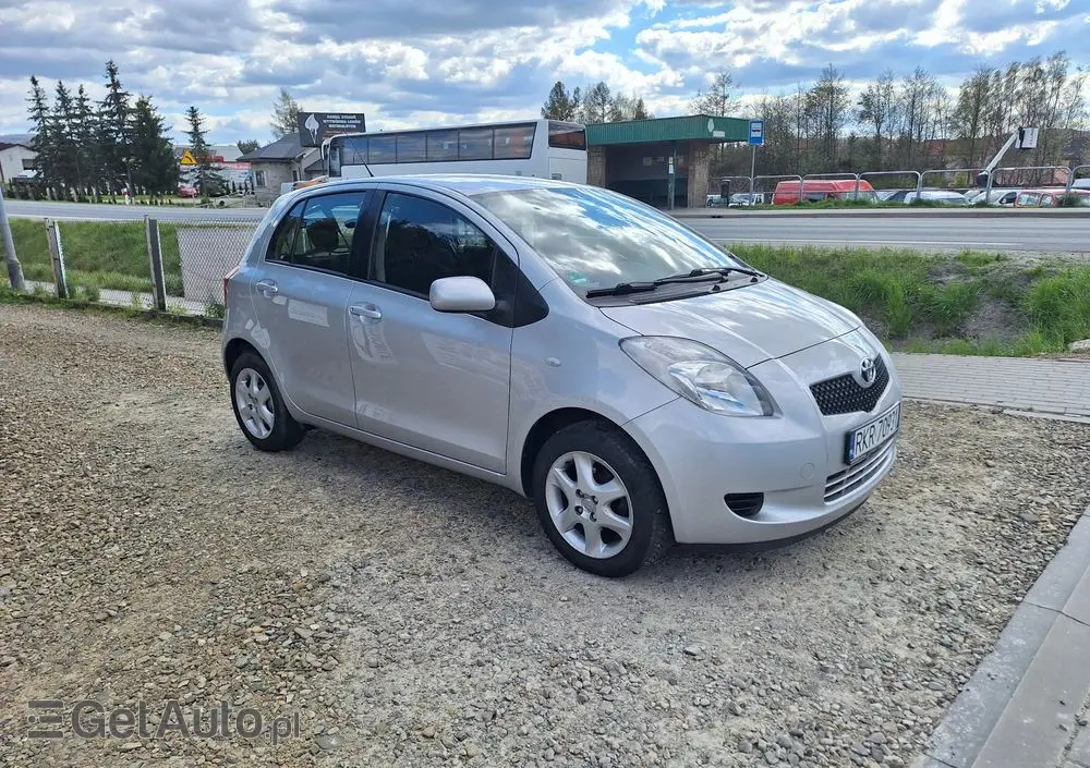 TOYOTA Yaris 1.0 VVT-i Style
