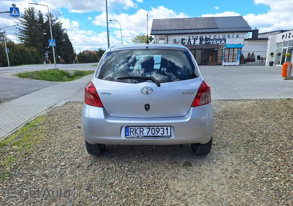 TOYOTA Yaris 1.0 VVT-i Style