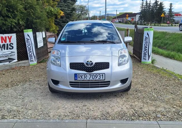 TOYOTA Yaris 1.0 VVT-i Style
