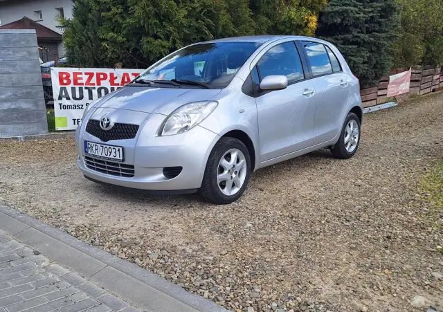 TOYOTA Yaris 1.0 VVT-i Style